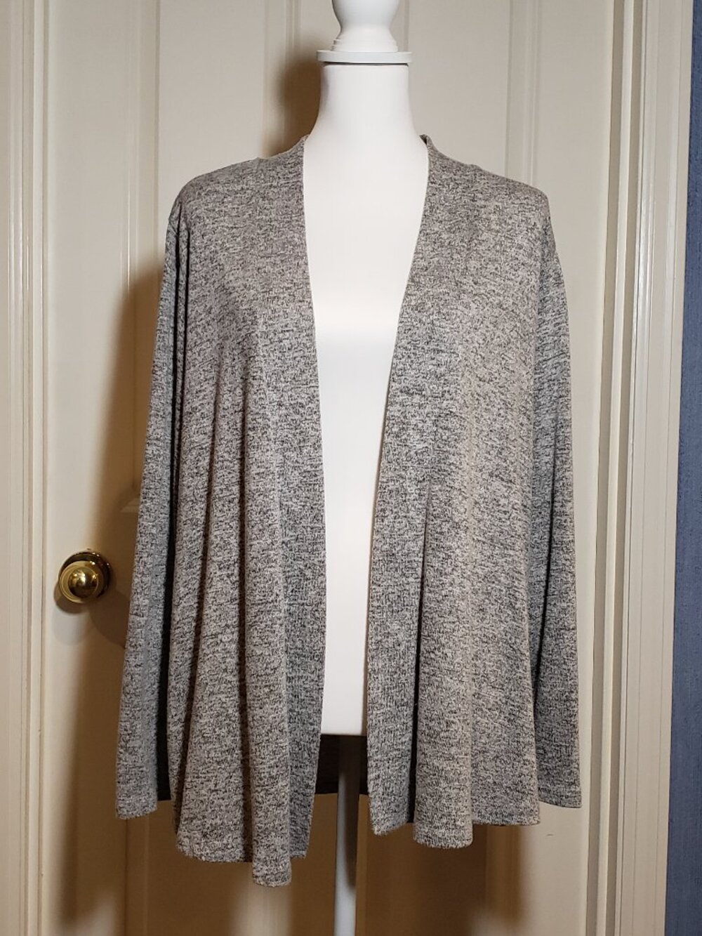 Gray/Black Heather Cardigan by 41 Hawthorn